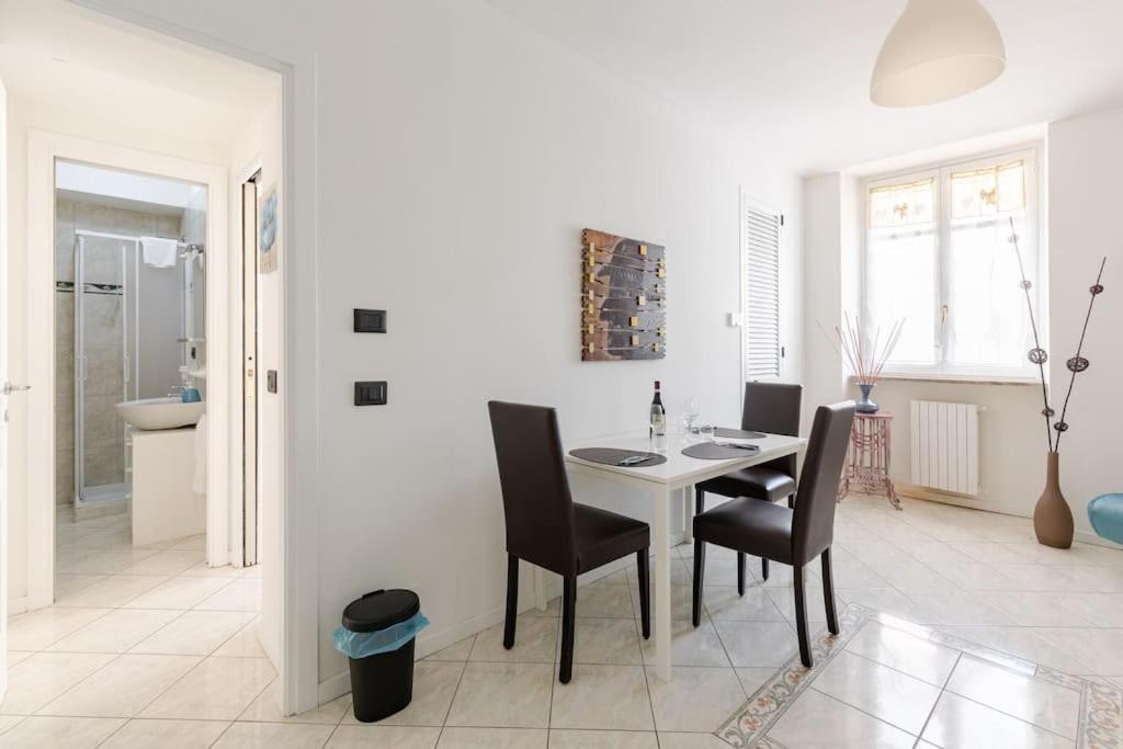 Ferienwohnung Casa Regina 3, Nel Centro Di Alba! Exterior foto